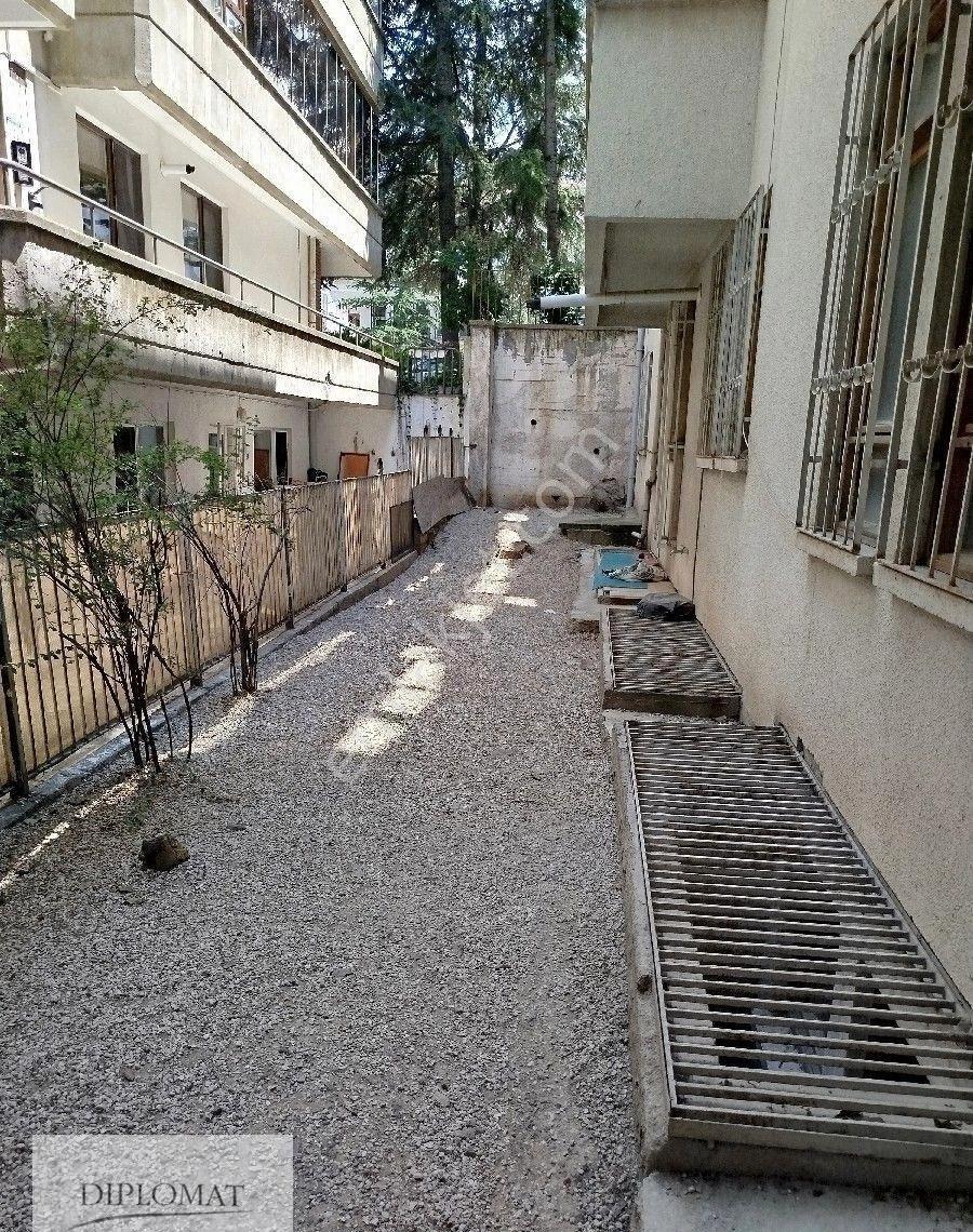 Gop Uğur Mumcu Sokak 3+1 Bahçe Çıkışlı - Görsel 13