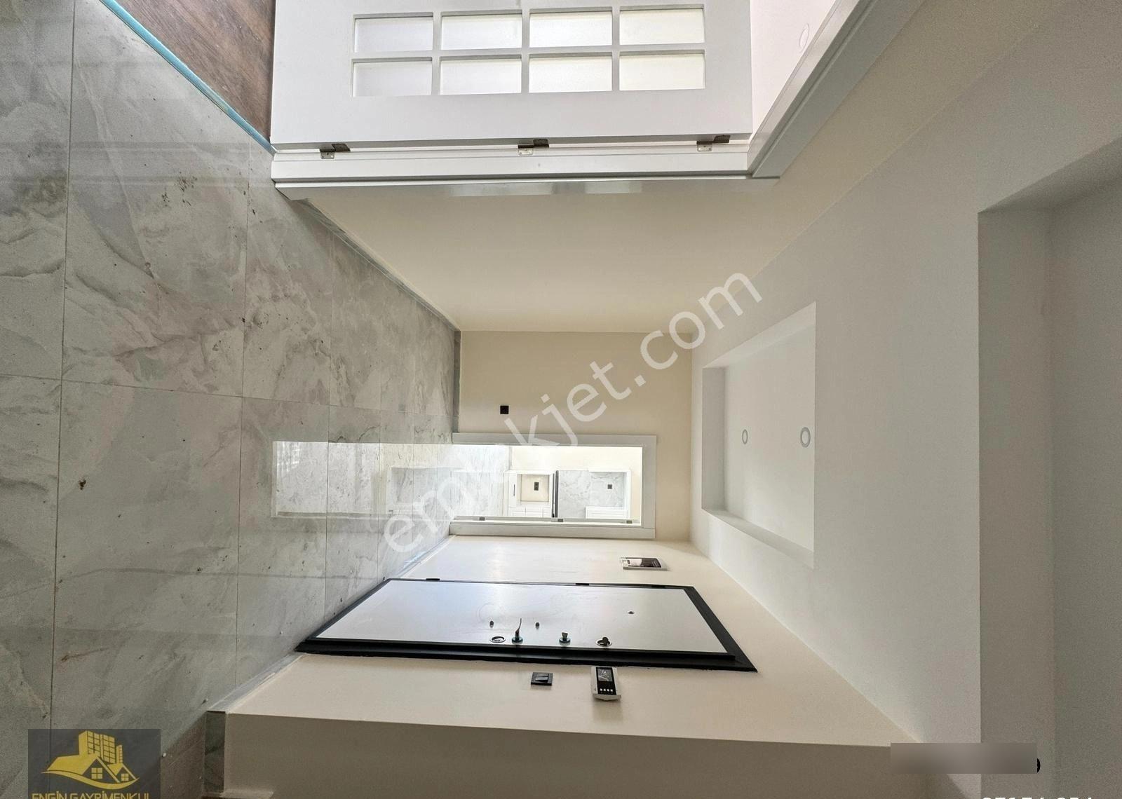 Ilıca'da Satılık Ultra Lüks 4+1 Deniz Manzaralı Dubleks Daire - Görsel 22