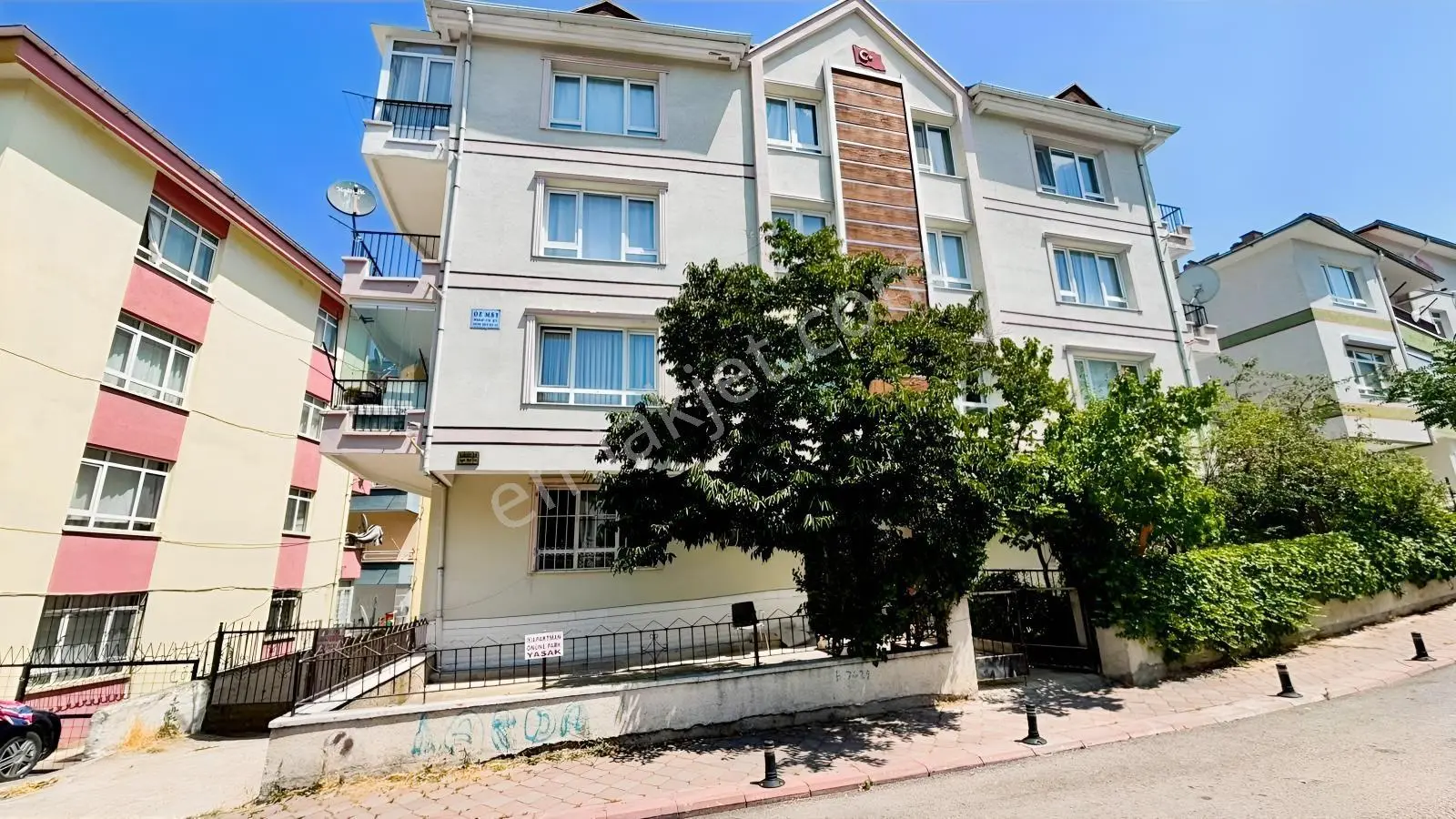İncirli Refik Saydam Caddesi' Ne Bir Sokak 3+1 Bagımsız Salon - Görsel 17