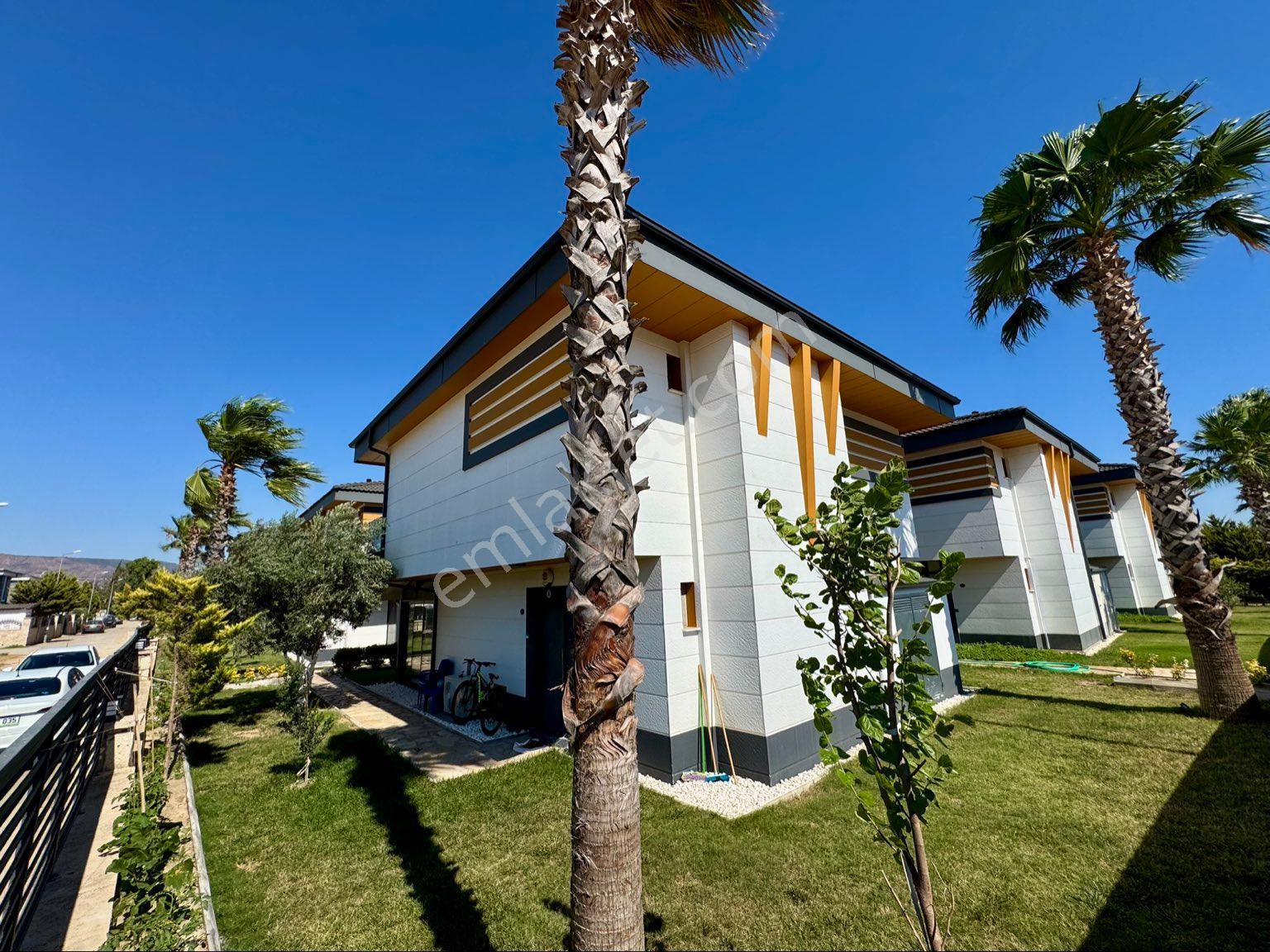 Seferihisar Doğanbey De Satılık 3+1 Ultra Lüks Havuzlu Villa - Görsel 11