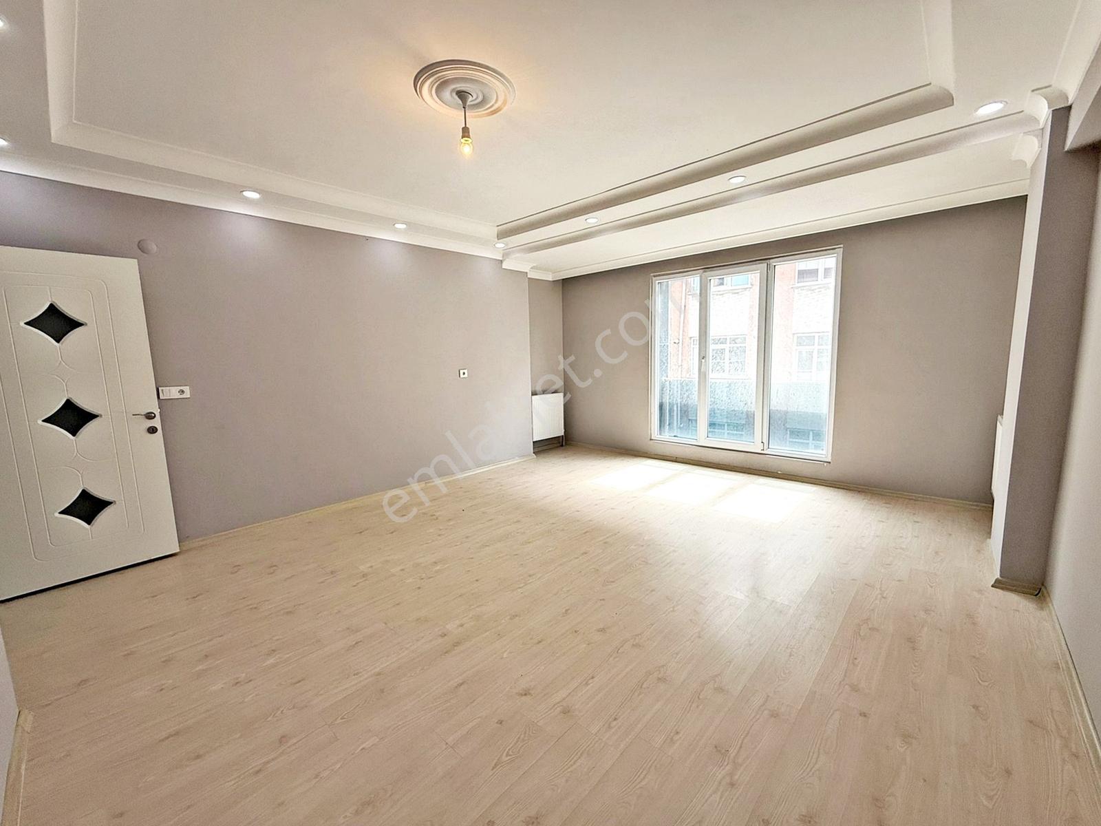 Alban'dan Ebeveyn Banyolu Çift Cephe 140m² Ara Kat 3+1 Daire - Görsel 12