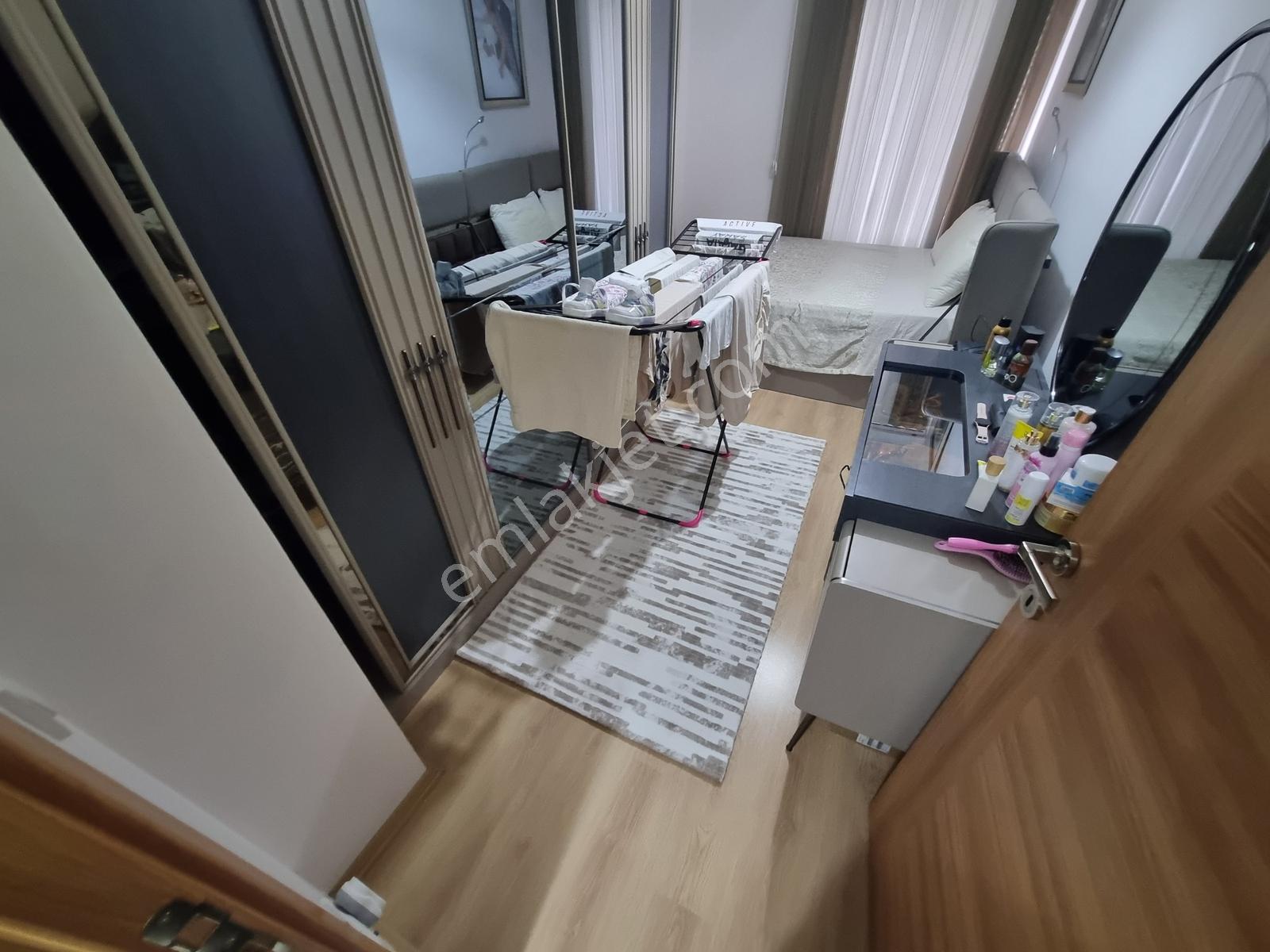 Deluxe 26 ' Dan Yeni Binada Otoparklı Köşe Ferah 2+1 80 M2 Daire - Görsel 31