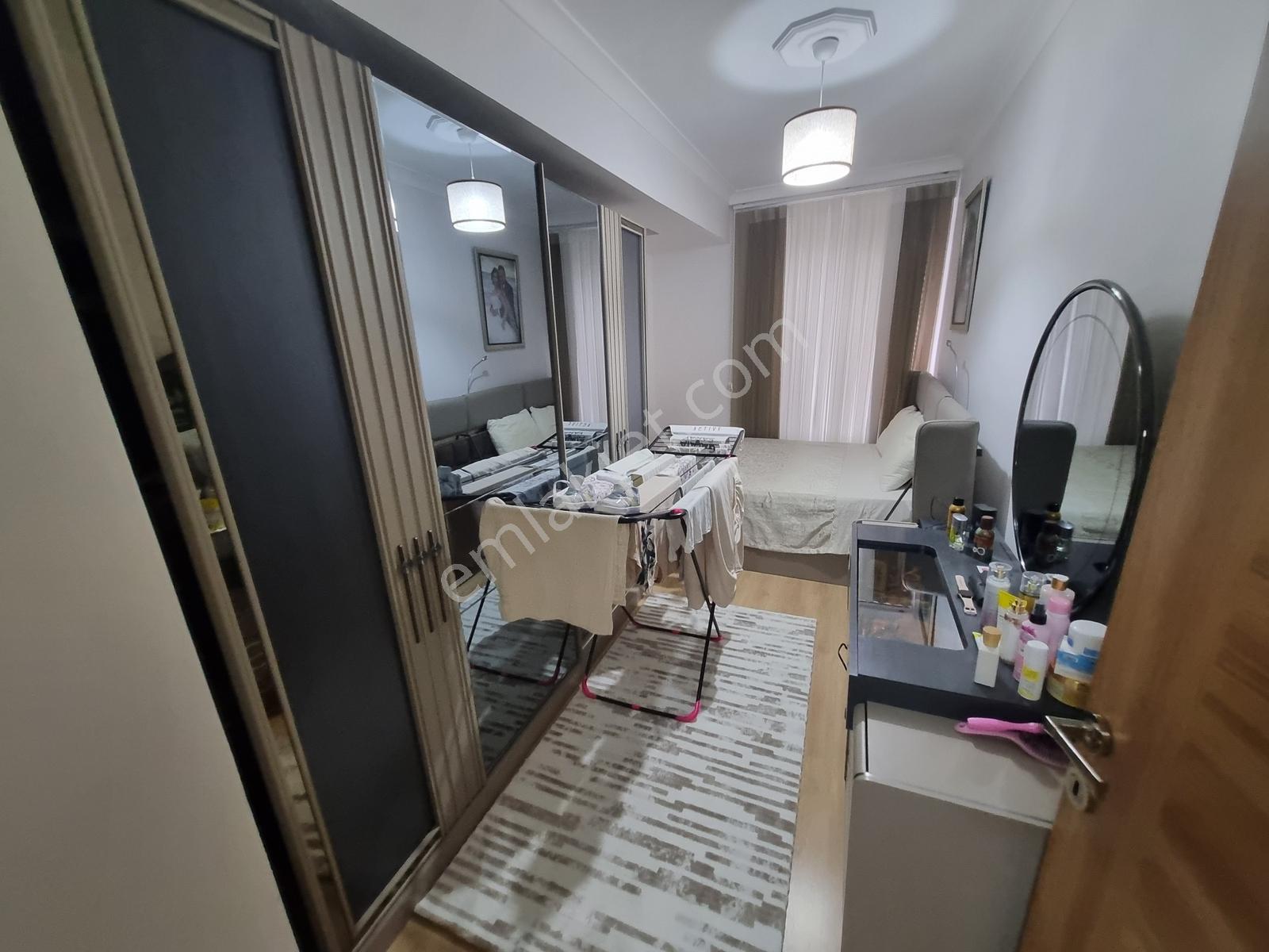 Deluxe 26 ' Dan Yeni Binada Otoparklı Köşe Ferah 2+1 80 M2 Daire - Görsel 17