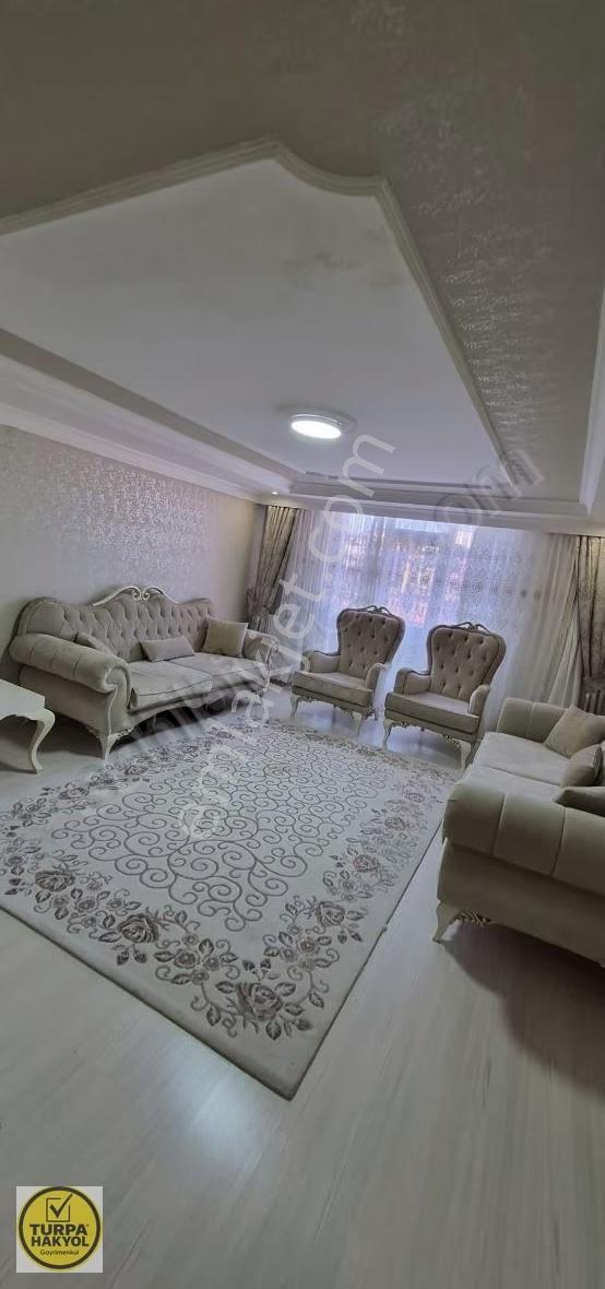 Satılık 120 M2 2+1 Eşyalı Ebeveyn Banyolu Lüks Güzel Bir Daire - Görsel 11