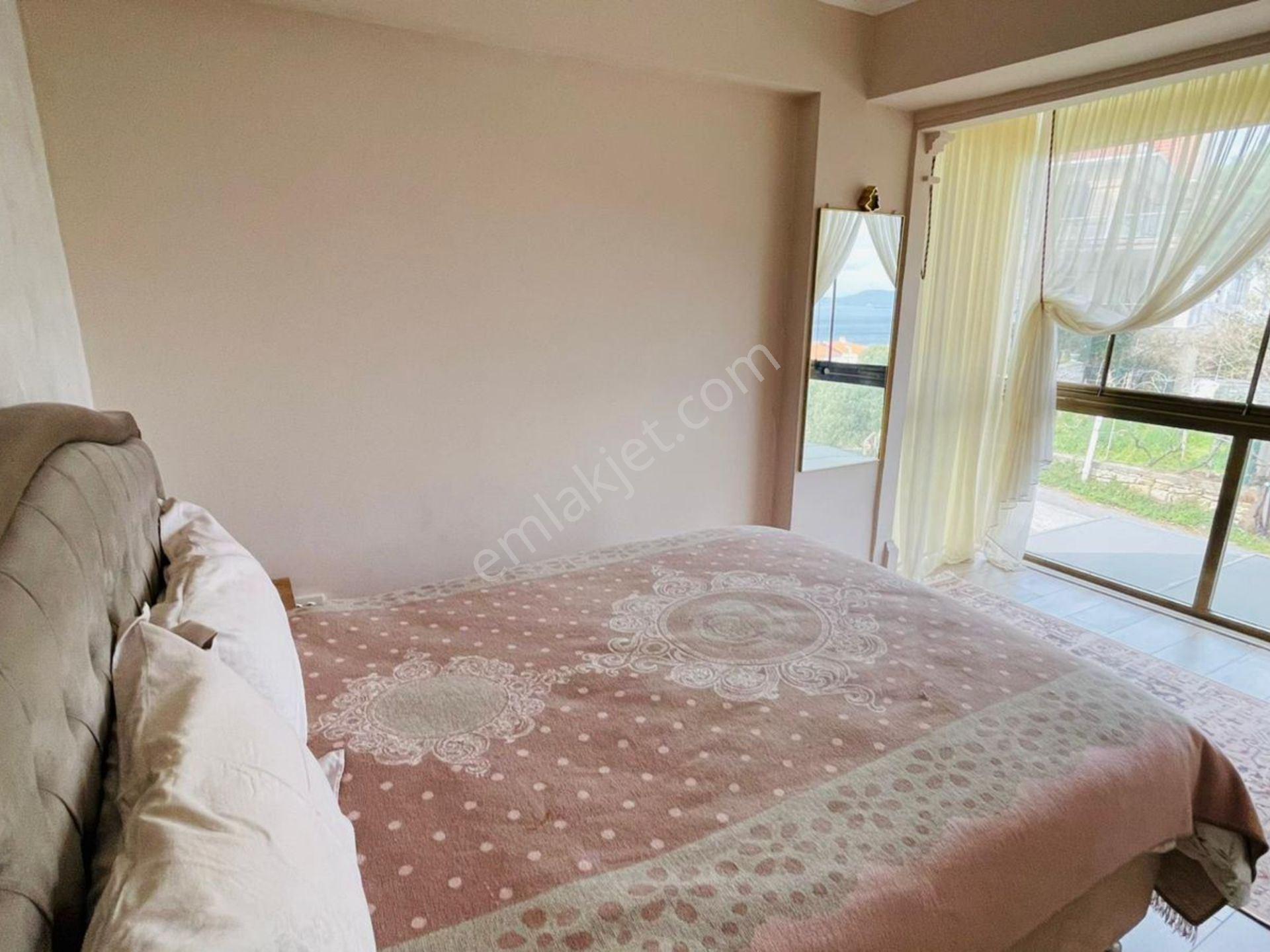 Yeni Foça Burunucu Doğalgazlı Full Lüx Eşyalı 4+1 Kiralık Villa - Görsel 10