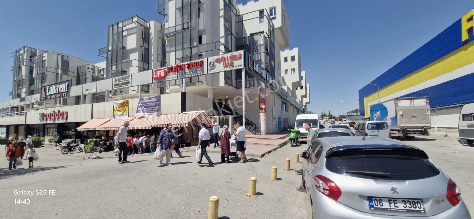 Batıkent Metro Da Çağdaş Üstü Fix Market Yanı Her İşe Uygun Kupon İş Yeri 2 500 000 Tl - Görsel 2