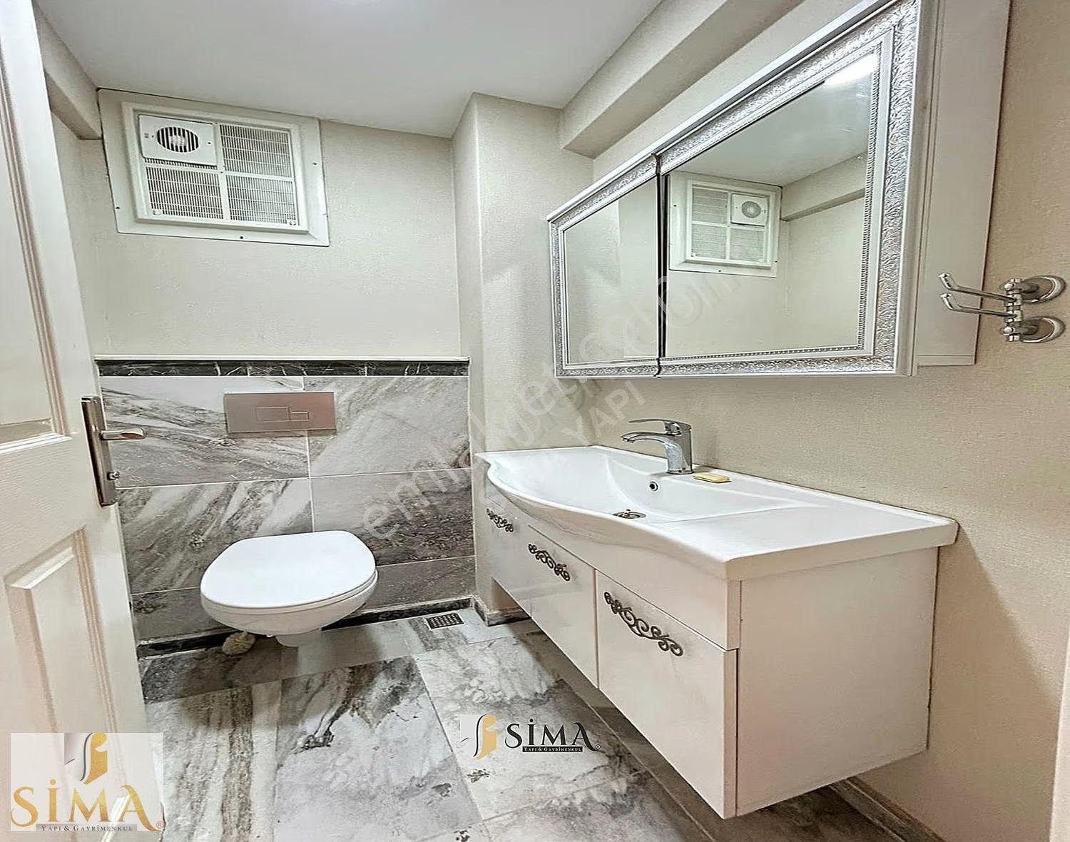 Metrobüse Çok Yakın Aile Sitesinde 3+1 Geniş M2 Daire - Görsel 16