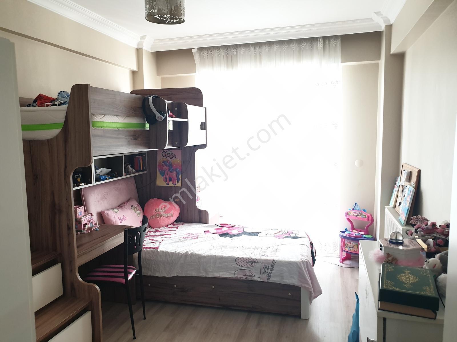 29 Ekim Mah. Sılver Poınt Sitesi'nde Arakat 3+1 - Görsel 9
