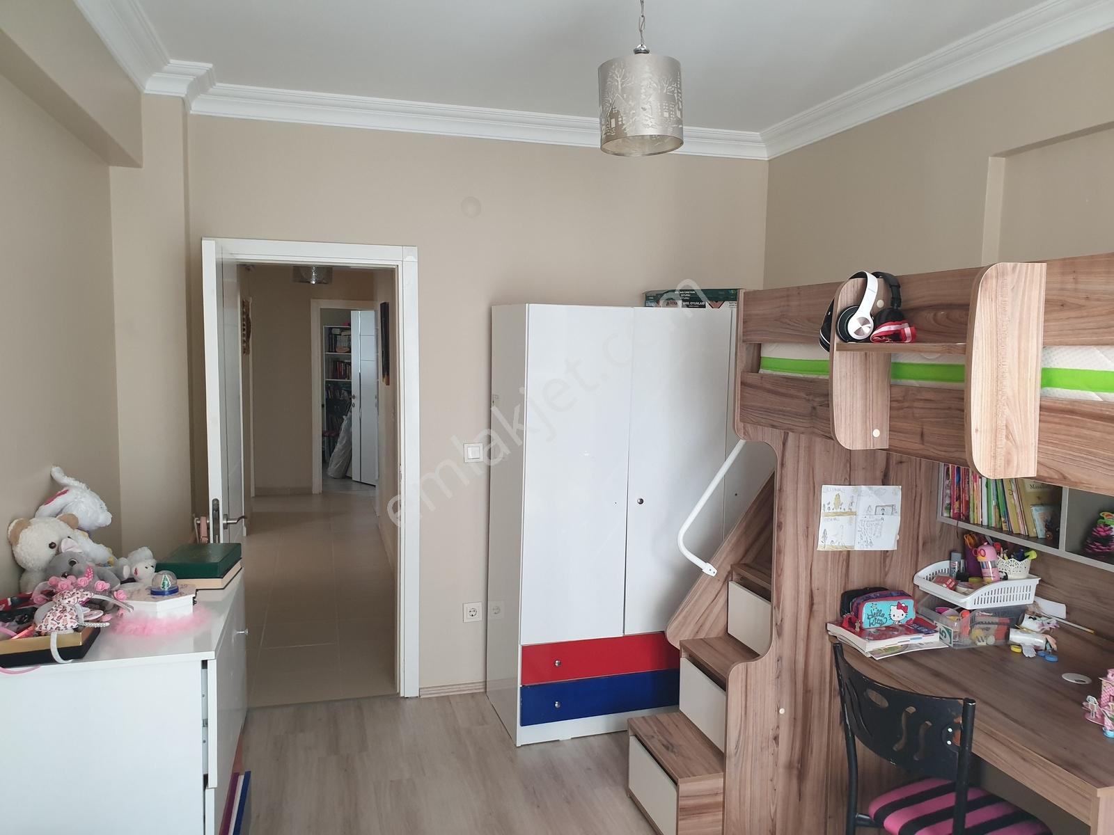 29 Ekim Mah. Sılver Poınt Sitesi'nde Arakat 3+1 - Görsel 25