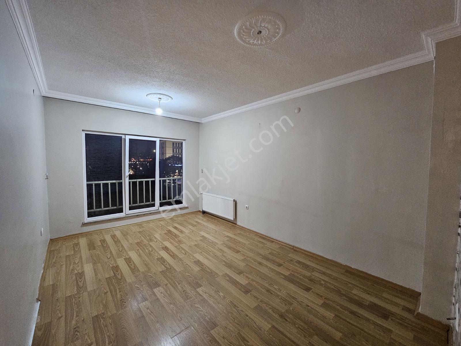 Site İçinde / İçi Yapılı / Salon Mutfak Ayrı / 2+1 Daire - Görsel 15