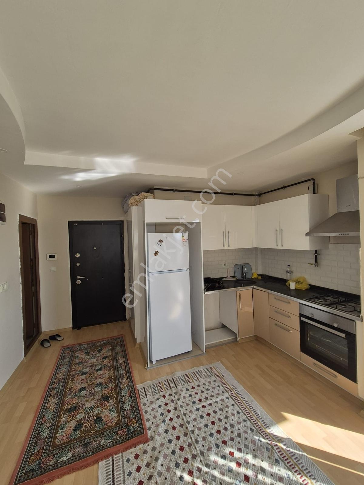 Cadde Üzeri 1+1 Eşyalı Az Katlı Doğalgazlı Krediye Uygun Satılık - Görsel 9