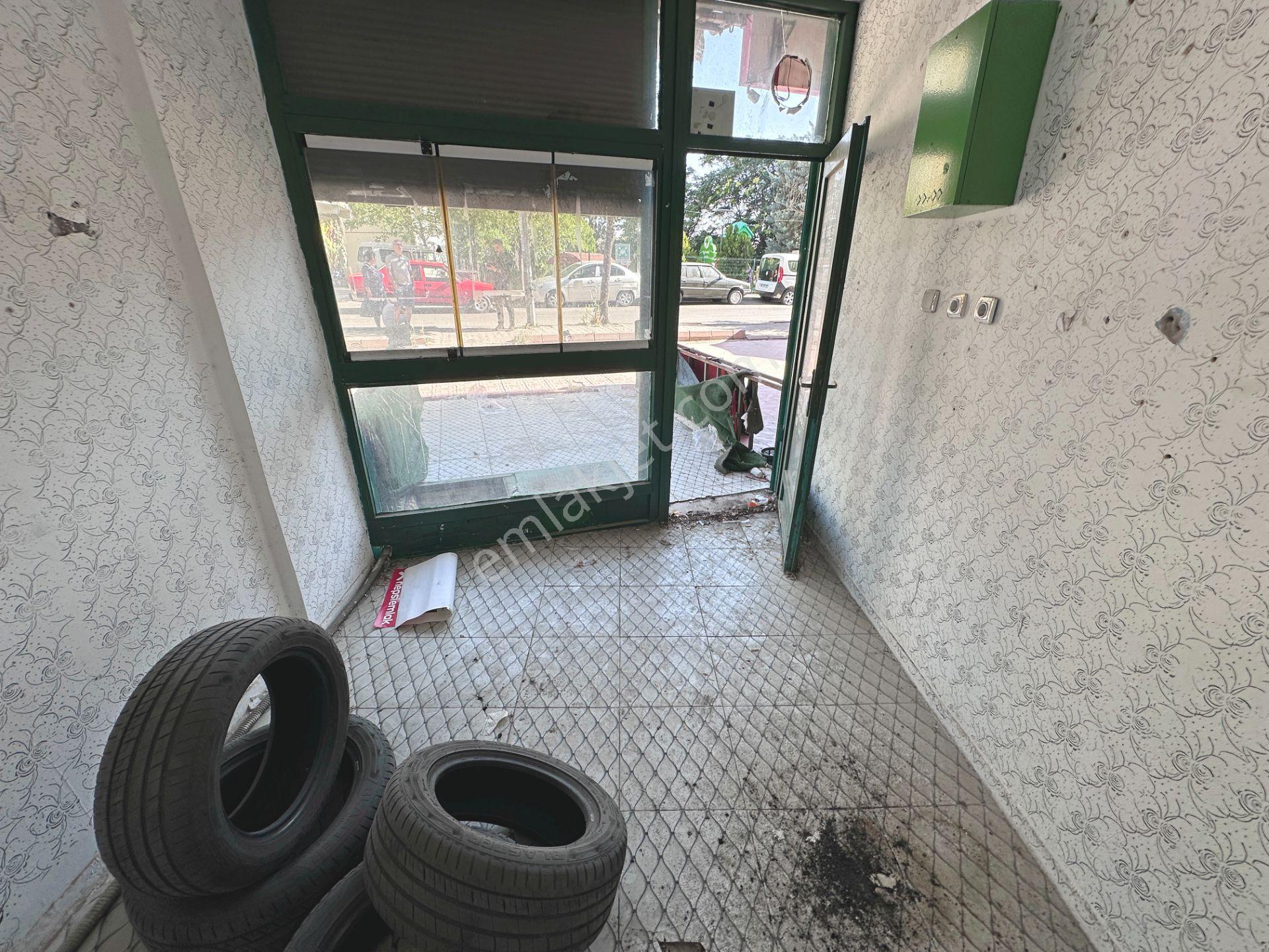 Abidinpaşa Mahallesinde Cadde Üzeri Depolu Kiralık Dükkan - Görsel 7