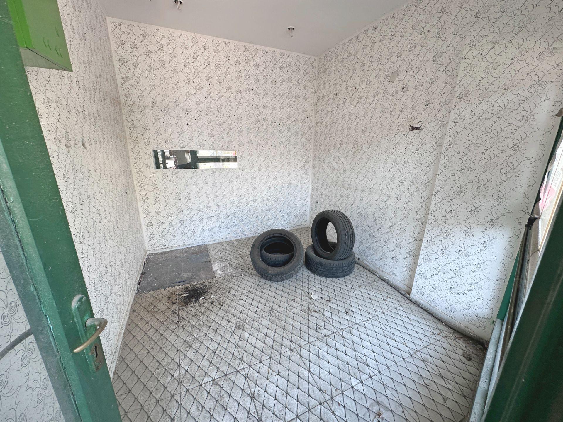Abidinpaşa Mahallesinde Cadde Üzeri Depolu Kiralık Dükkan - Görsel 9