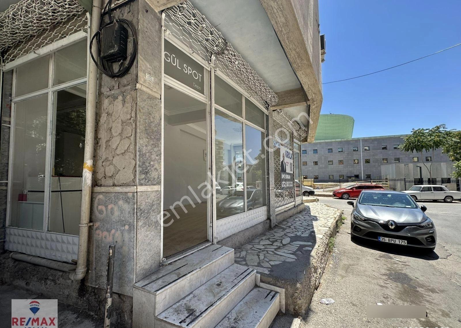 Bornova Kültür Merkezi Karşısı Kiralık Köşe Dükkan | 75 M2 - Görsel 7