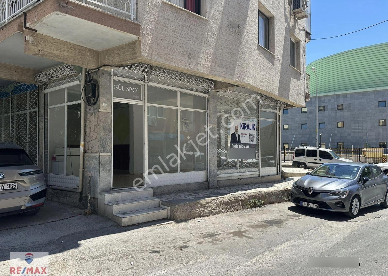 Bornova Kültür Merkezi Karşısı Kiralık Köşe Dükkan | 75 M2 - Görsel 8