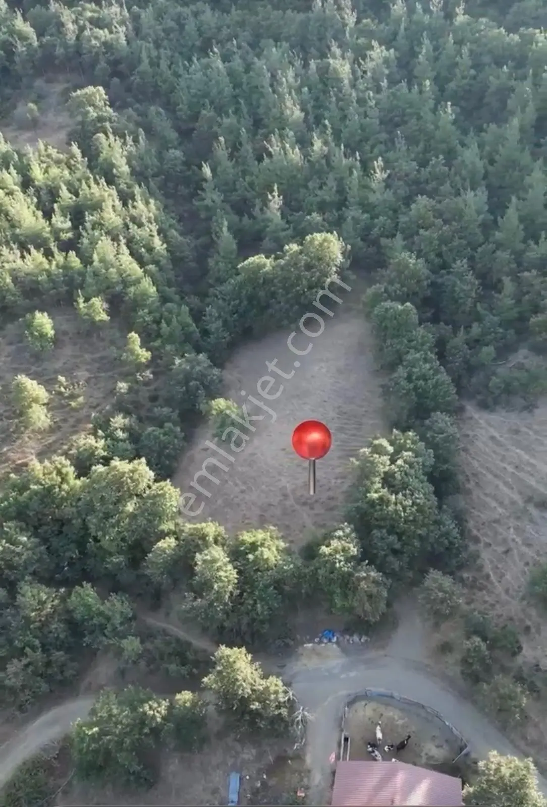 Balıkesir Susurluk Gökçeağaç'ta 1700m² Yola Cepheli Tarla