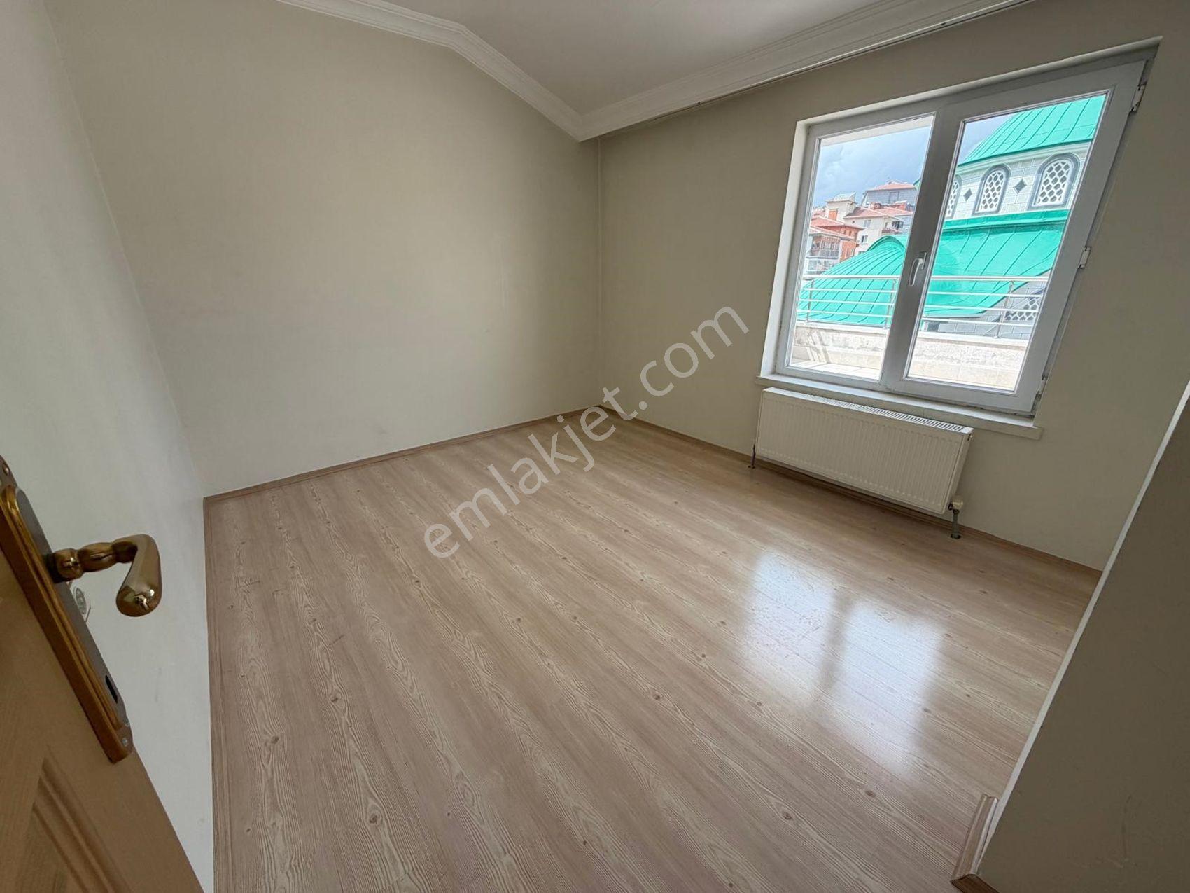 Ufuktepe'de Manzaralı Yapılı 6+1 Dubleks Daire - Görsel 26