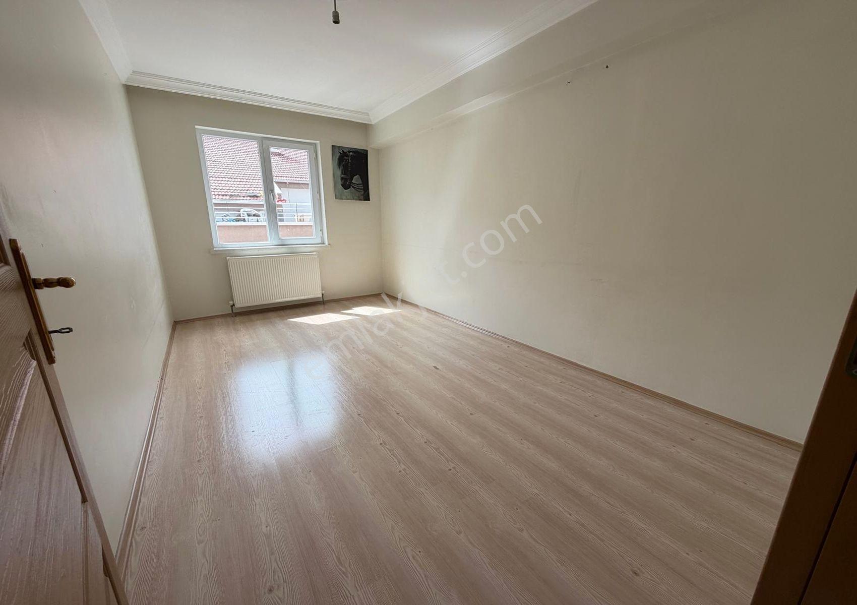 Ufuktepe'de Manzaralı Yapılı 6+1 Dubleks Daire - Görsel 23