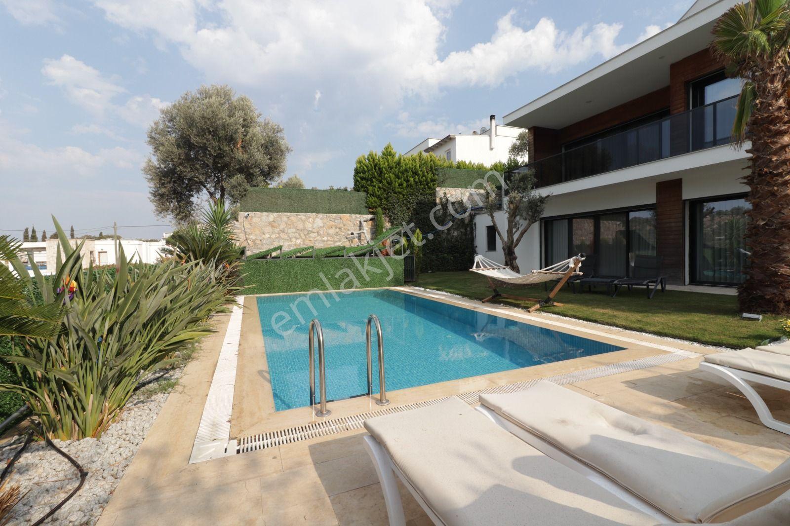 Bodrum Yalıkavak'ta 2.000 M² Bahçeli 7+2 Özel Havuzlu Lüks Villa - Görsel 3