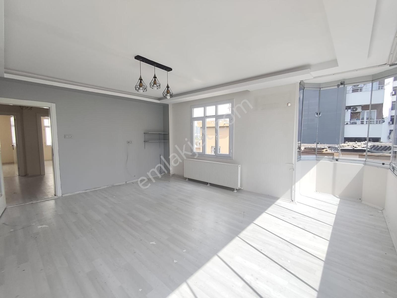 100.yılda,krıminale Civ,3.kat,2+1,kapalı Mut.doğalgazlı Kiralık - Görsel 3
