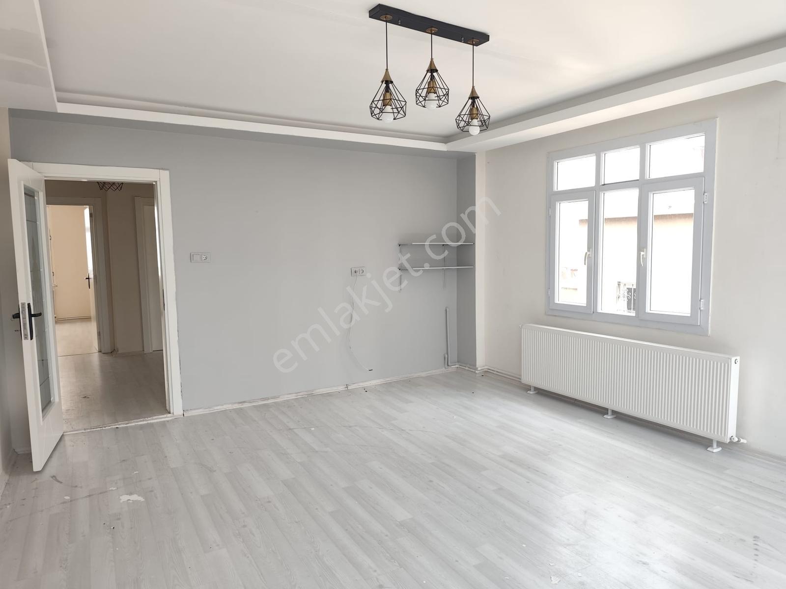 100.yılda,krıminale Civ,3.kat,2+1,kapalı Mut.doğalgazlı Kiralık - Görsel 18