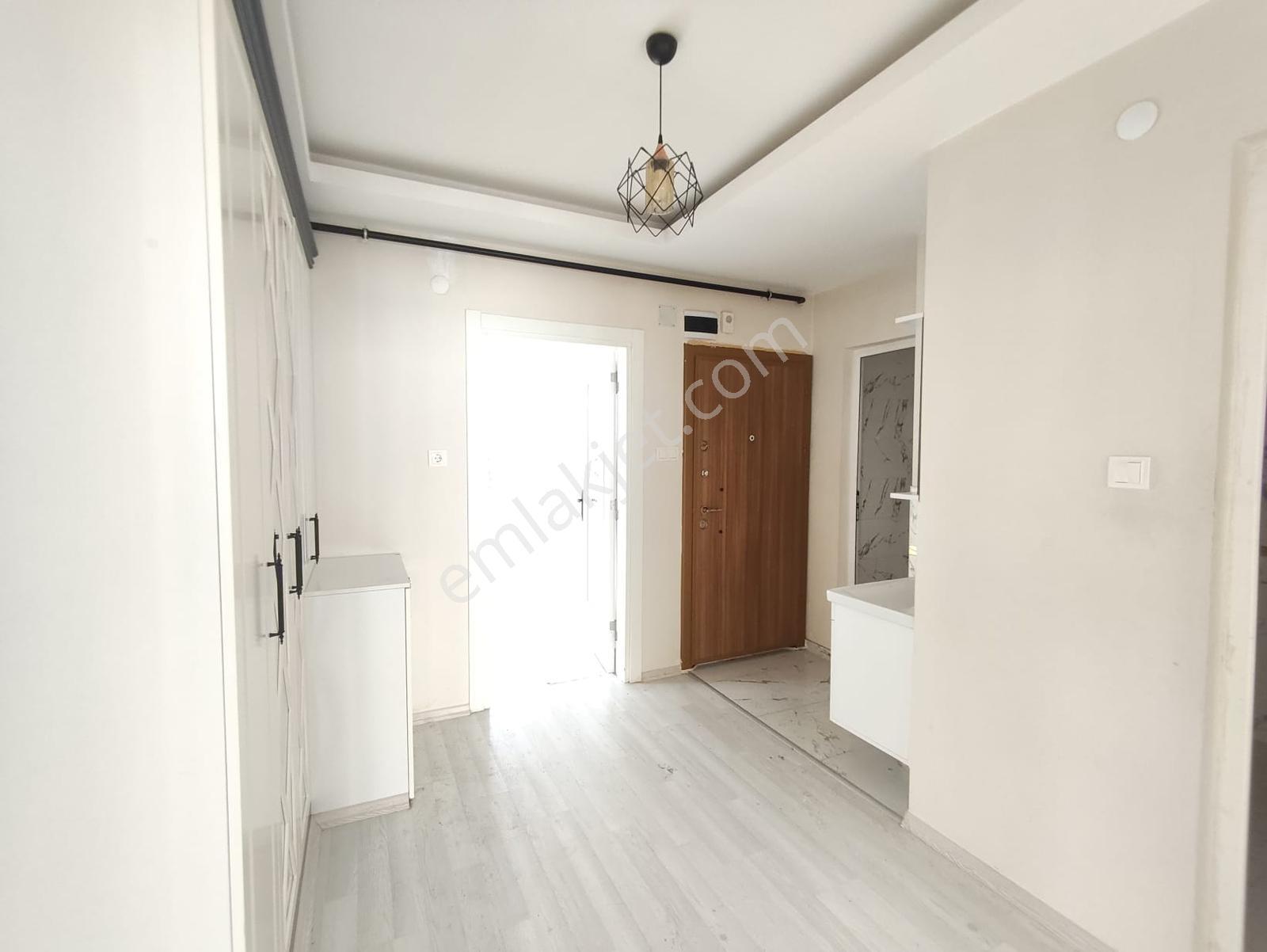 100.yılda,krıminale Civ,3.kat,2+1,kapalı Mut.doğalgazlı Kiralık - Görsel 19