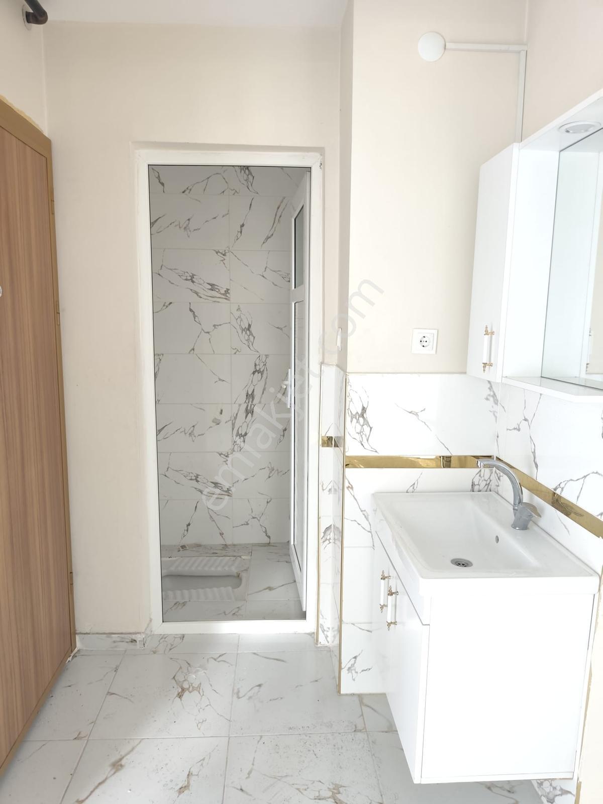 100.yılda,krıminale Civ,3.kat,2+1,kapalı Mut.doğalgazlı Kiralık - Görsel 14