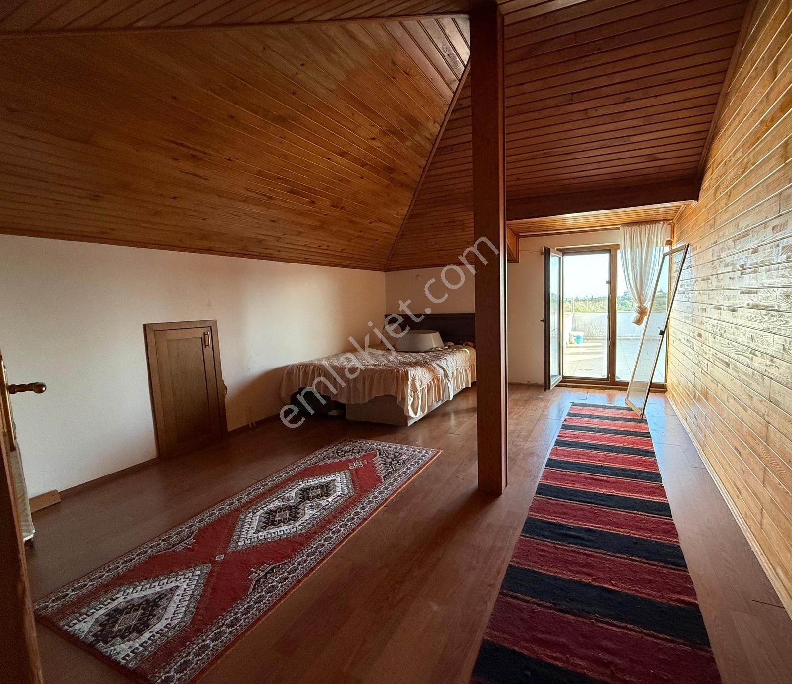 Silivri Ortaköyde Satılık 8+2 Havuzlu Villa - Görsel 27