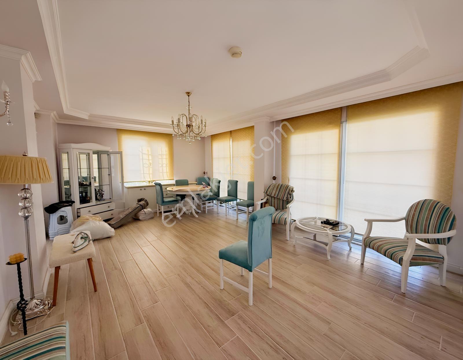 Silivri Kınalı Cambaztepe De Muteşem Deniz Manzaralı 5+2 Villa - Görsel 6