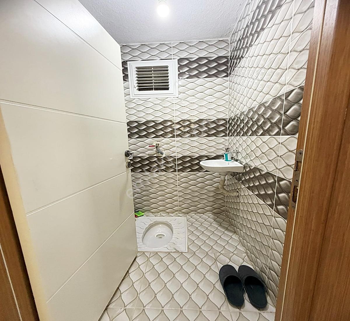Selahattin Eyyübi Mh'de 130m² Ön Cephe Geniş Balkonlu 2+1 Daire - Görsel 19