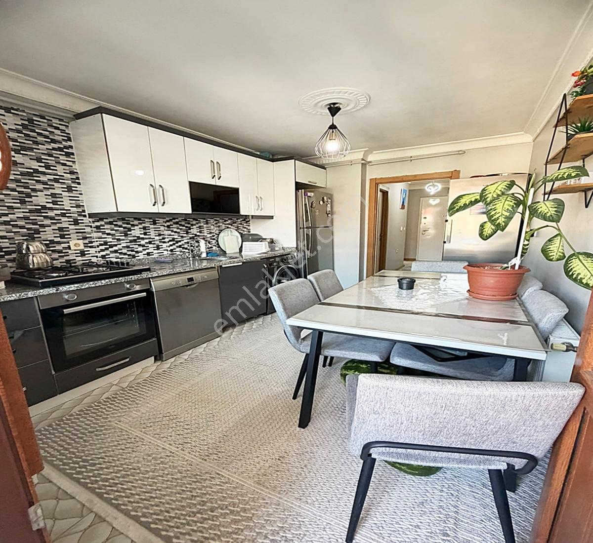 Selahattin Eyyübi Mh'de 130m² Ön Cephe Geniş Balkonlu 2+1 Daire - Görsel 15