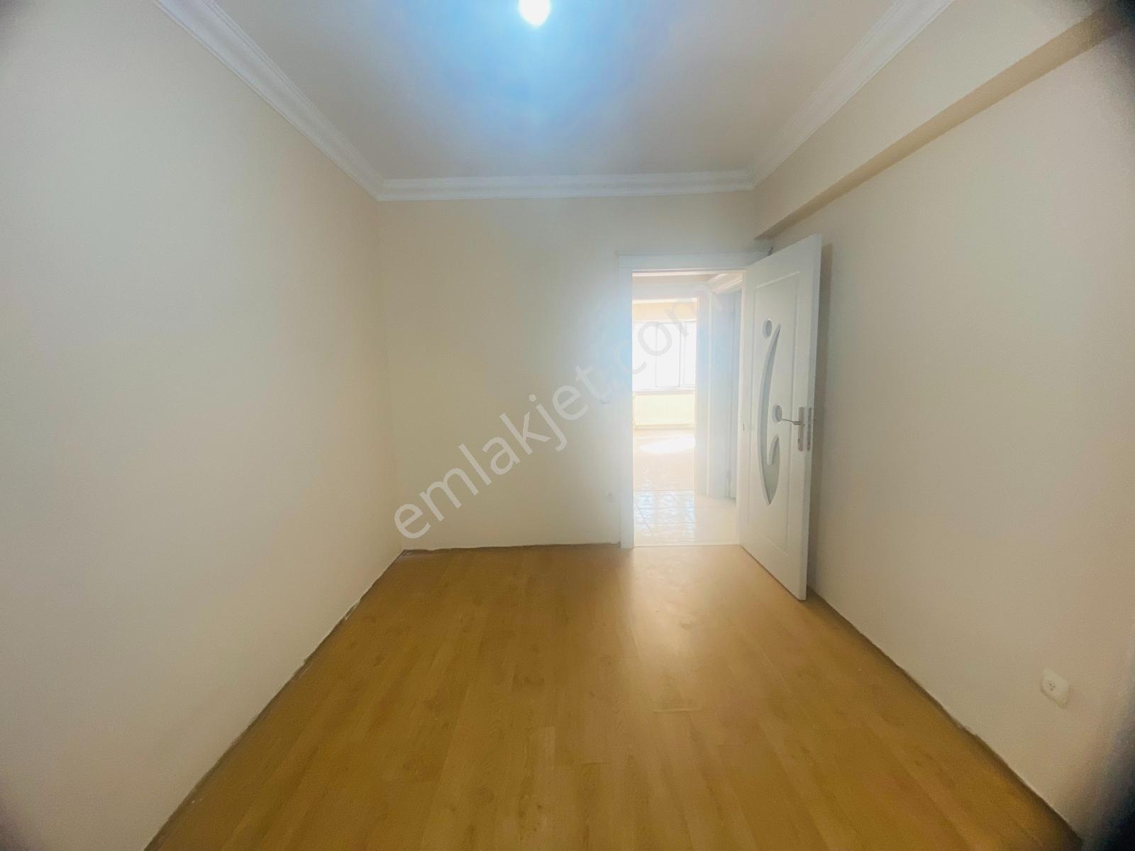 Güven'den Kapaklı'da Merkezde Ebeveyn Banyolu Ara Kat 2+1 Daire - Görsel 20