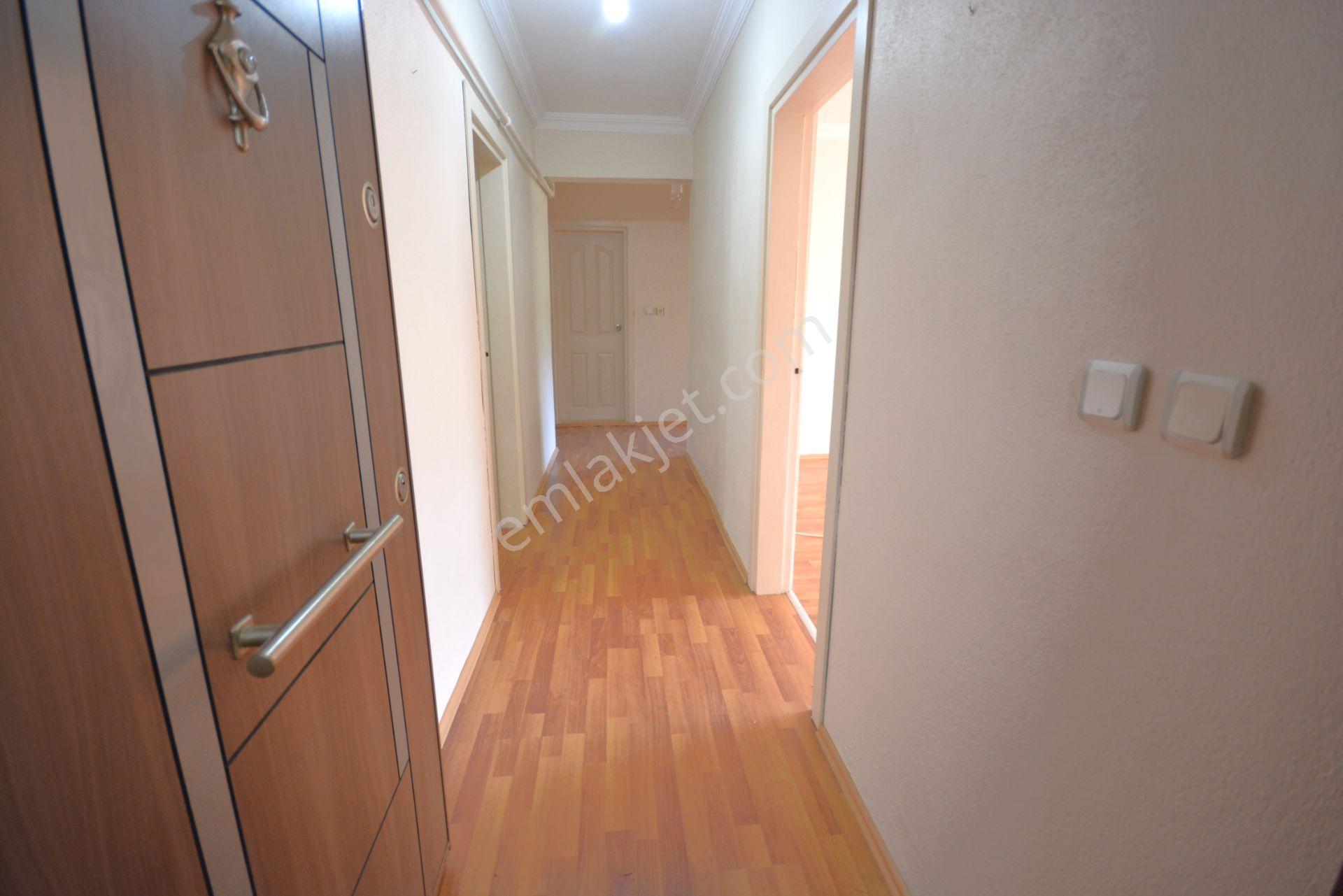 Eyüp Sultan Mah. 95 M2 Kiralık Çift Balkonlu Daire - Görsel 7
