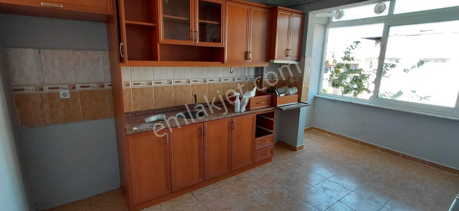 Merkezi Lokasyonda Cok Harika Kullanışlı Ferah Daire - Görsel 28