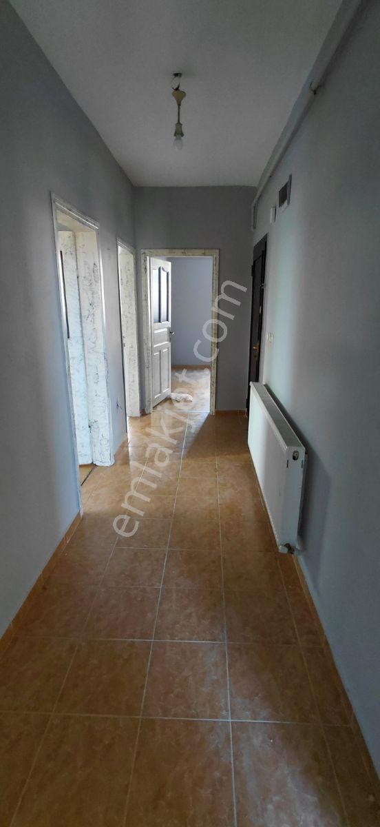 Merkezi Lokasyonda Cok Harika Kullanışlı Ferah Daire - Görsel 23