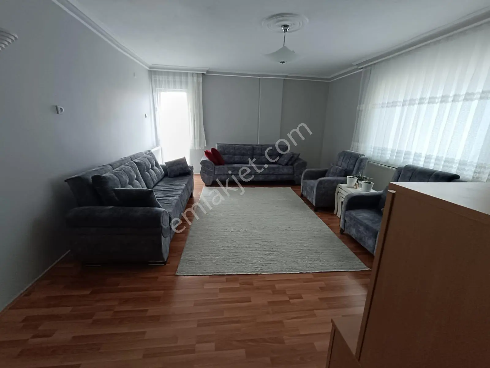 Sincan Plevnede 3+1 Ara Kat Harika Konumda Geniş M² Trene Yakın Daire - Görsel 8