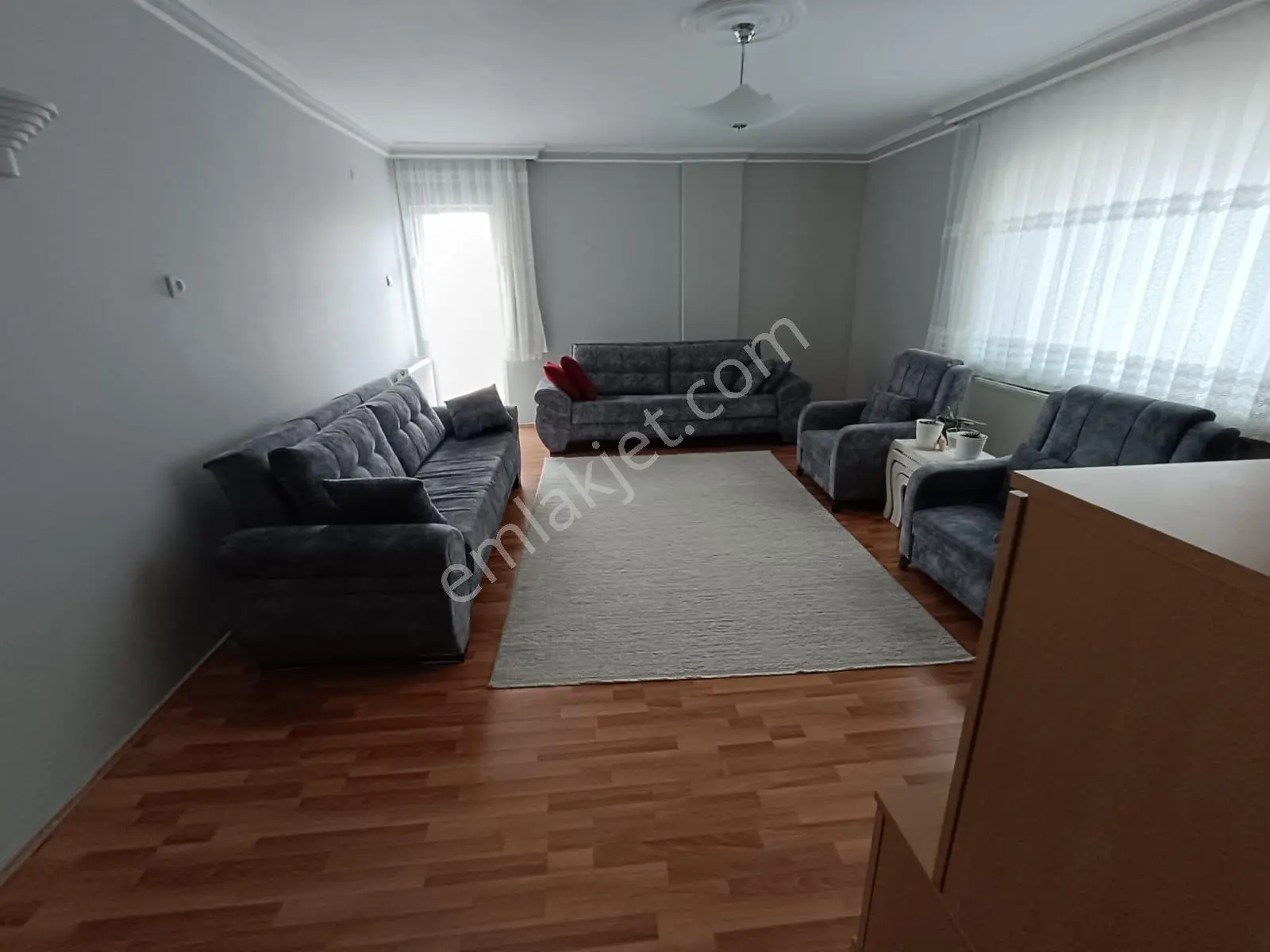 Sincan Plevnede 3+1 Ara Kat Harika Konumda Geniş M² Trene Yakın Daire - Görsel 9