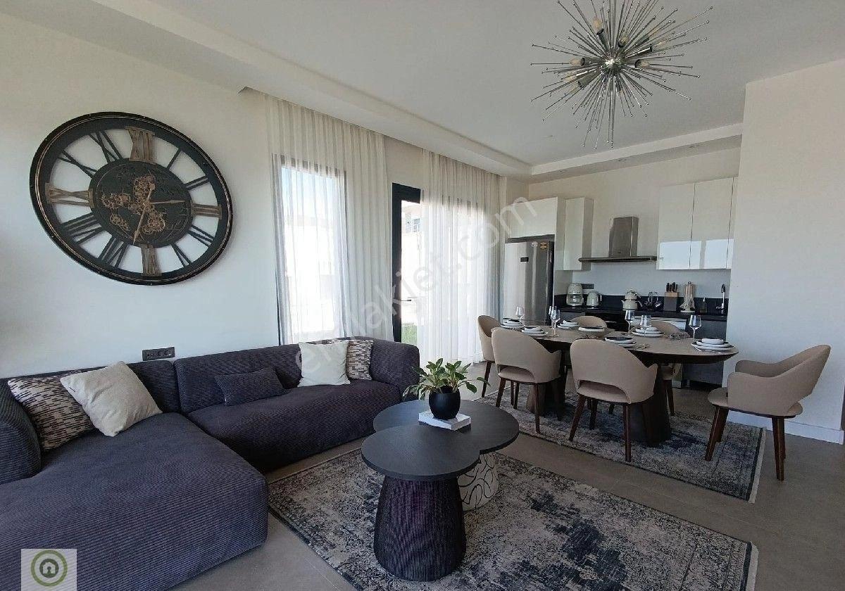 Bodrum Yeniköy Kapanmaz Deniz Manzaralı Kiralık Tek Kat Villa Ortak Havuzlu Site 4+1 Geniş Bahçe - Görsel 11