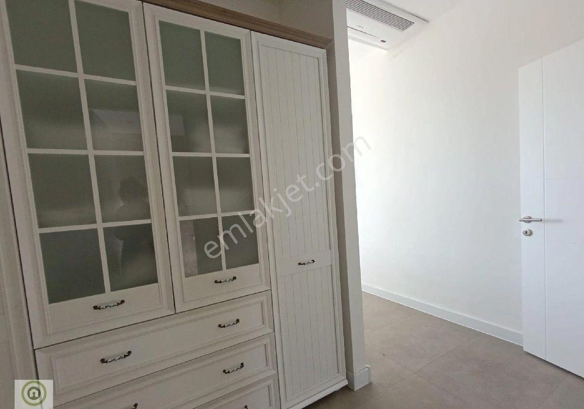 Bodrum Yeniköy Kapanmaz Deniz Manzaralı Kiralık Tek Kat Villa Ortak Havuzlu Site 4+1 Geniş Bahçe - Görsel 44