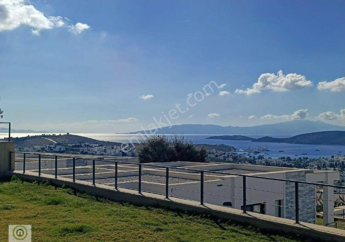 Bodrum Yeniköy Kapanmaz Deniz Manzaralı Kiralık Tek Kat Villa Ortak Havuzlu Site 4+1 Geniş Bahçe - Görsel 12