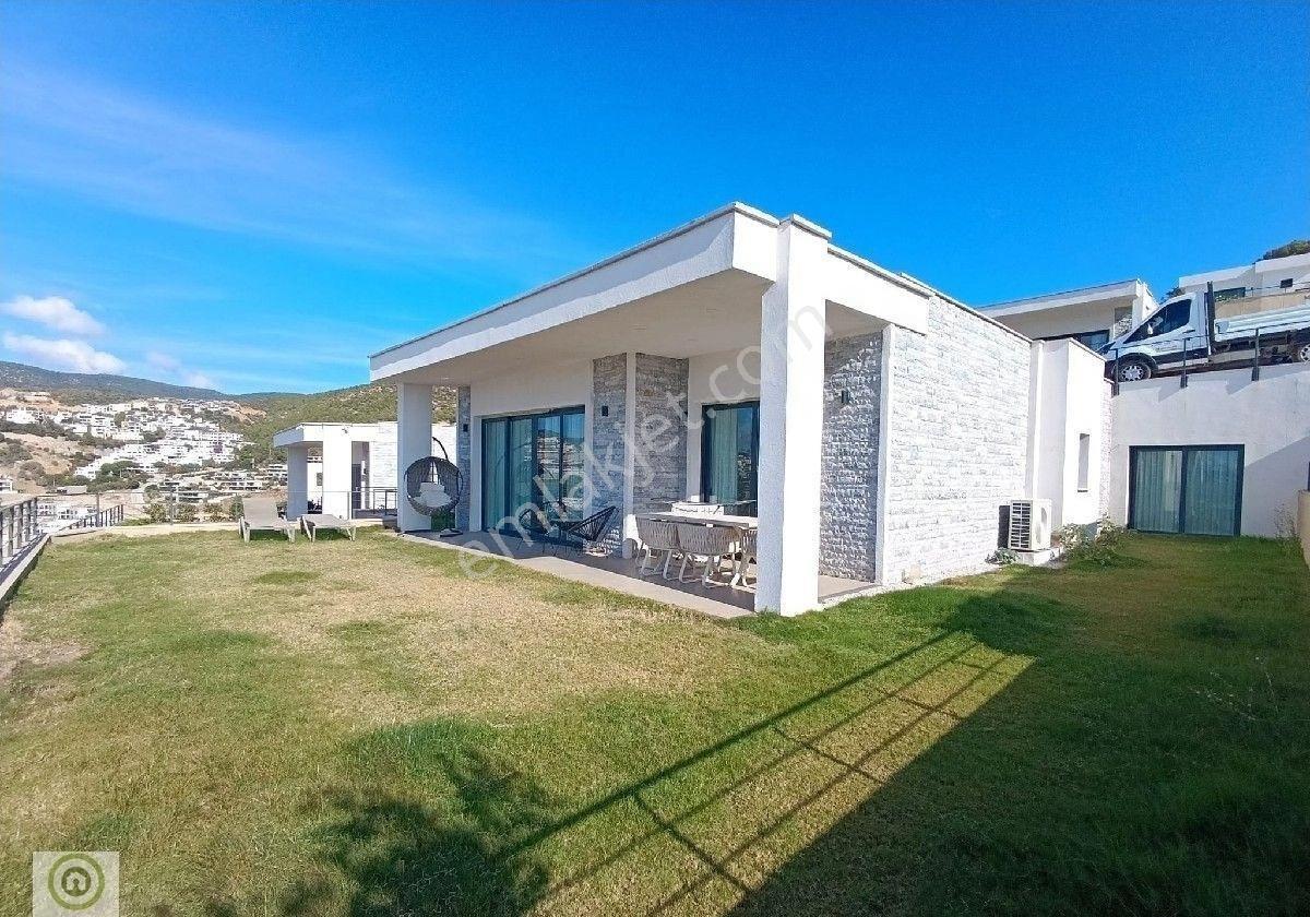 Bodrum Yeniköy Kapanmaz Deniz Manzaralı Kiralık Tek Kat Villa Ortak Havuzlu Site 4+1 Geniş Bahçe - Görsel 4