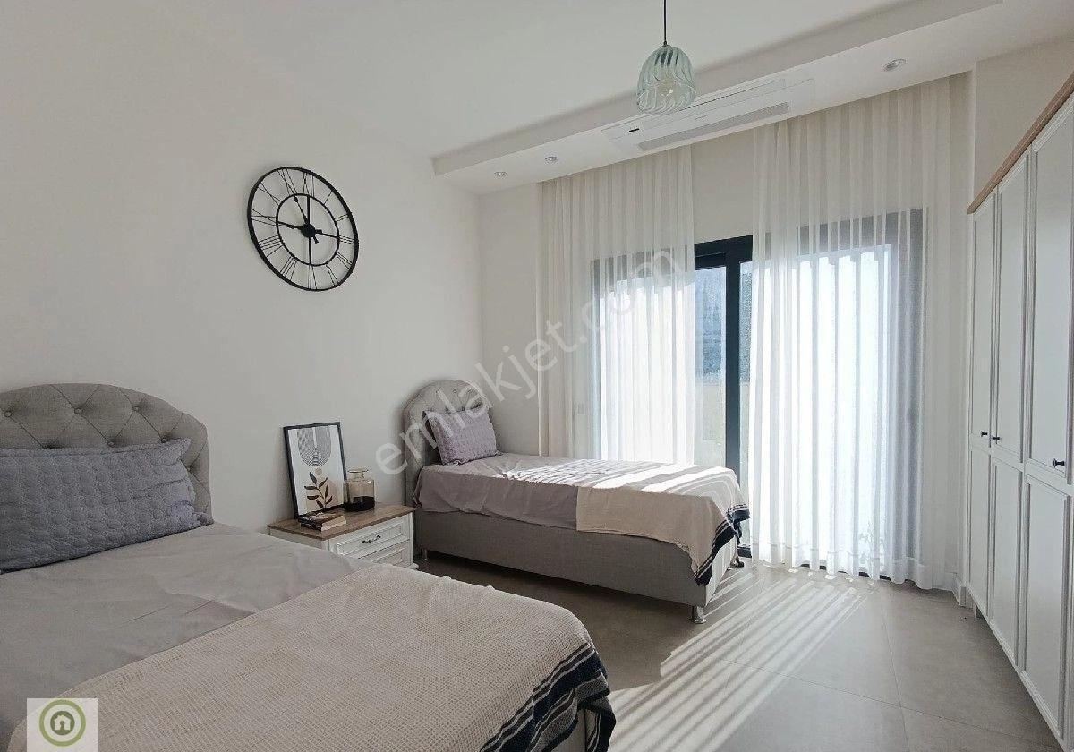 Bodrum Yeniköy Kapanmaz Deniz Manzaralı Kiralık Tek Kat Villa Ortak Havuzlu Site 4+1 Geniş Bahçe - Görsel 53