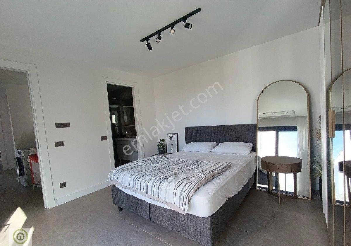 Bodrum Yeniköy Kapanmaz Deniz Manzaralı Kiralık Tek Kat Villa Ortak Havuzlu Site 4+1 Geniş Bahçe - Görsel 42