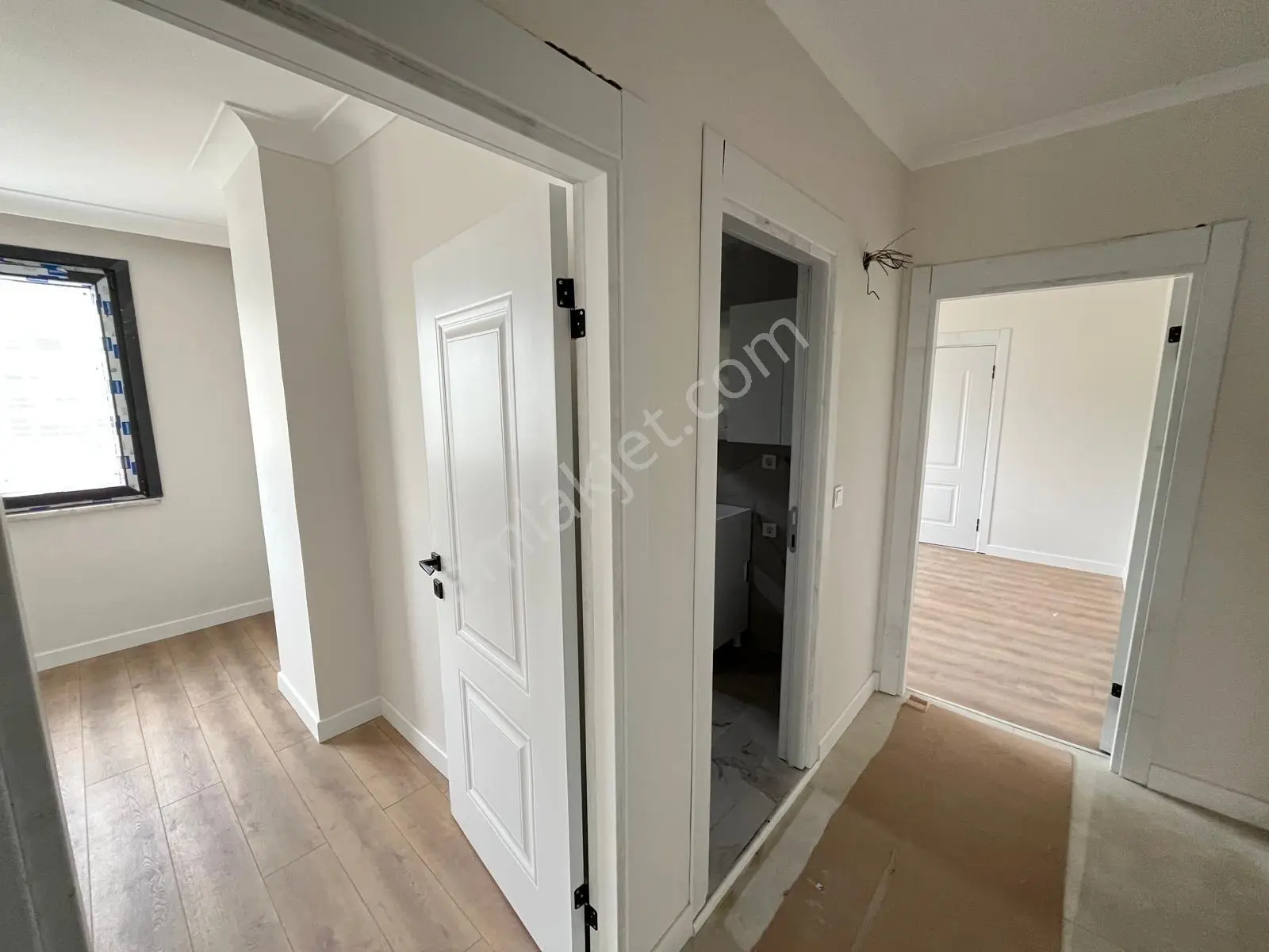 Güneyden Metroya 4 Dakika Yürüme 2+1.85m2 Satılk Daire - Görsel 3