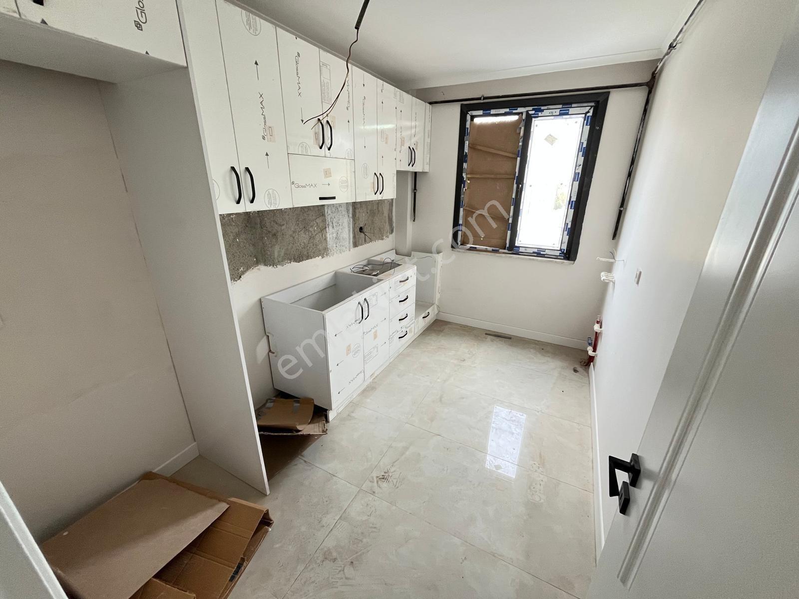 Güneyden Metroya 4 Dakika Yürüme 2+1.85m2 Satılk Daire - Görsel 21