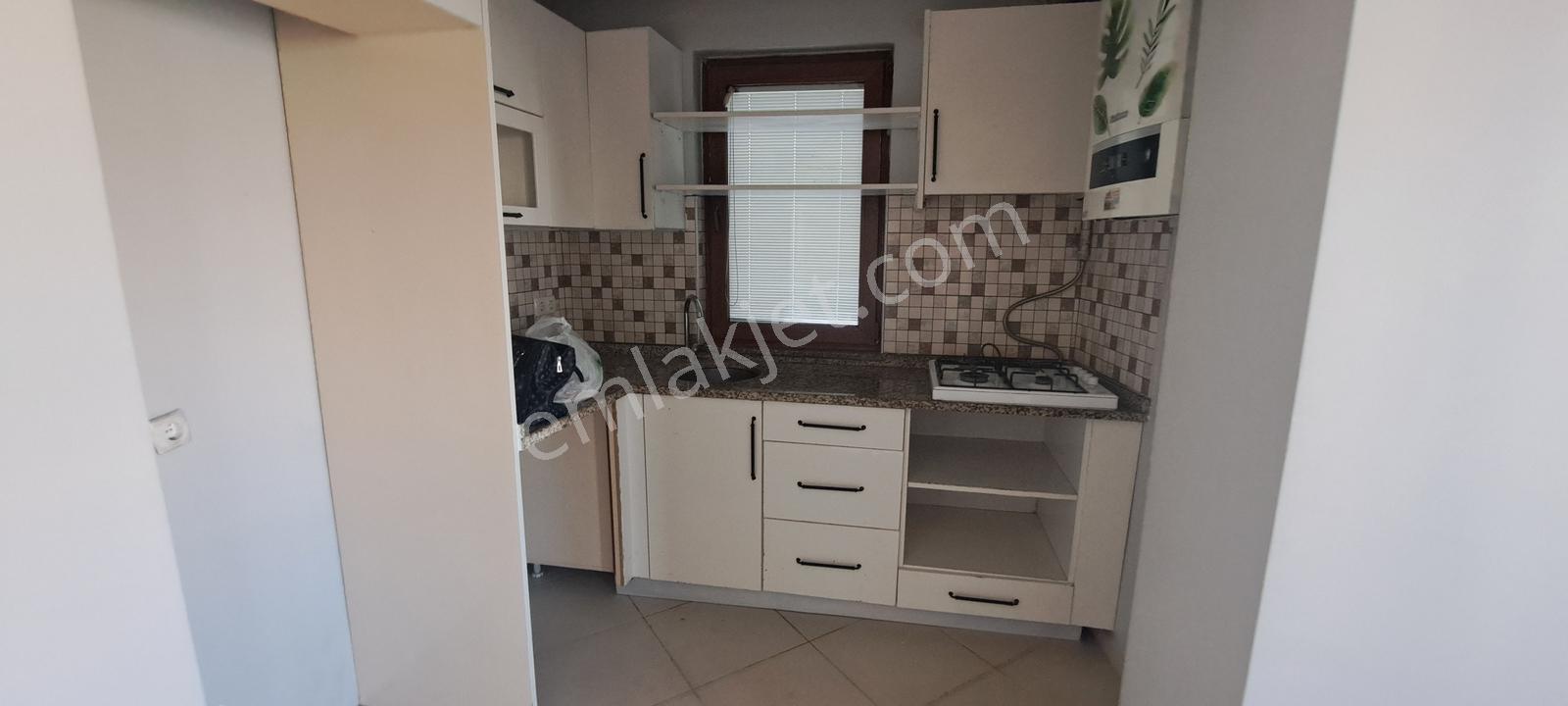 Kurfalı Merkezde E5 E Metroya Yakın Kiralık 2+1 Daire - Görsel 2