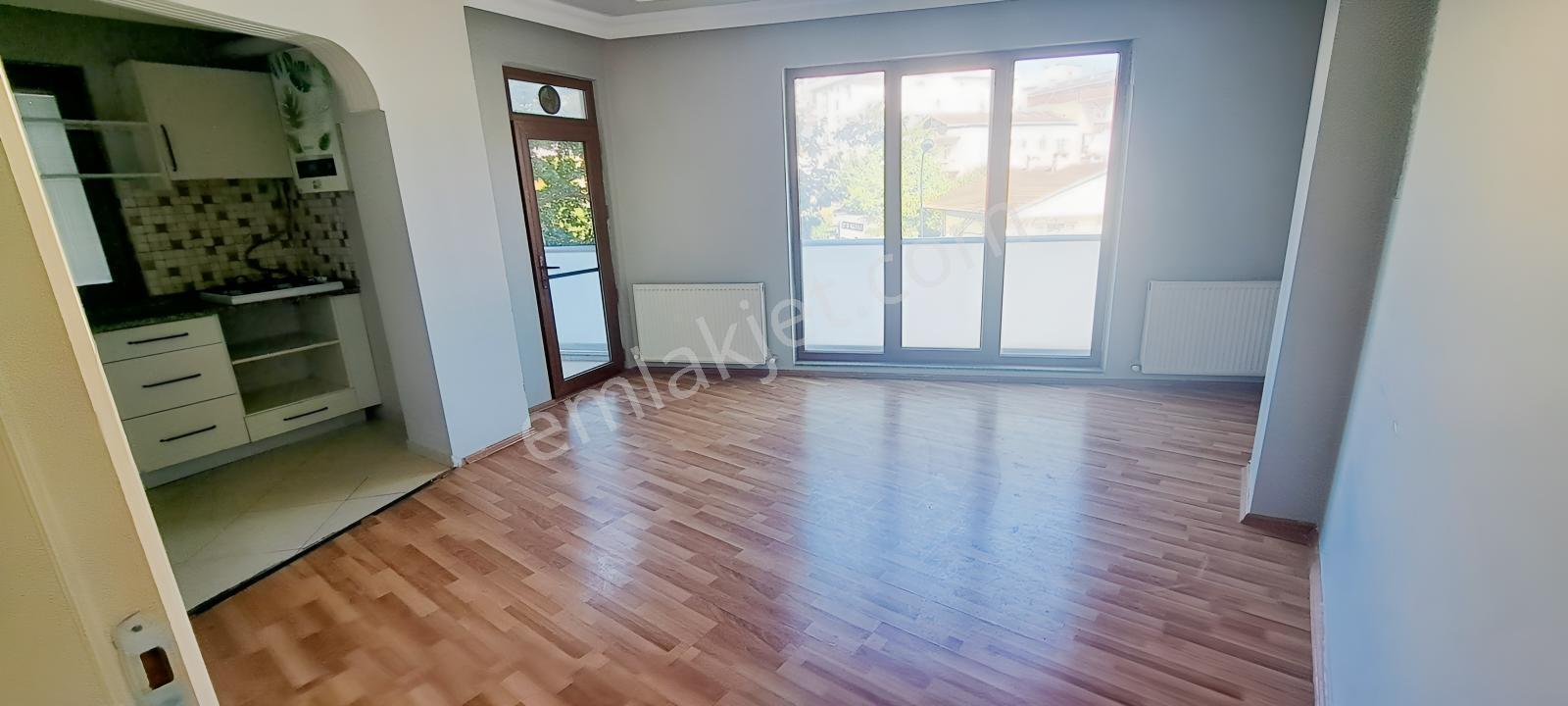 Kurfalı Merkezde E5 E Metroya Yakın Kiralık 2+1 Daire - Görsel 21