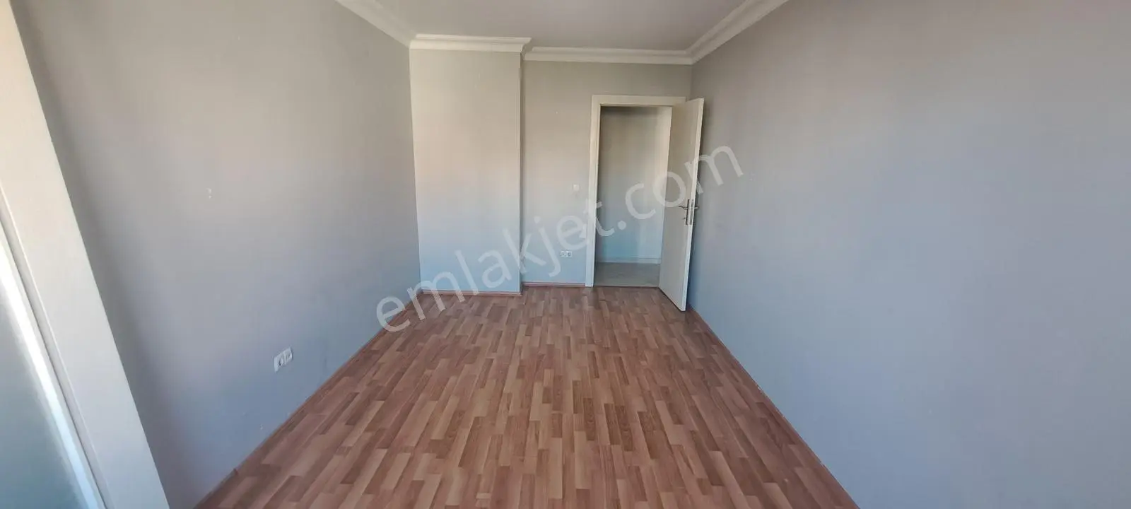 Kurfalı Merkezde E5 E Metroya Yakın Kiralık 2+1 Daire - Görsel 4