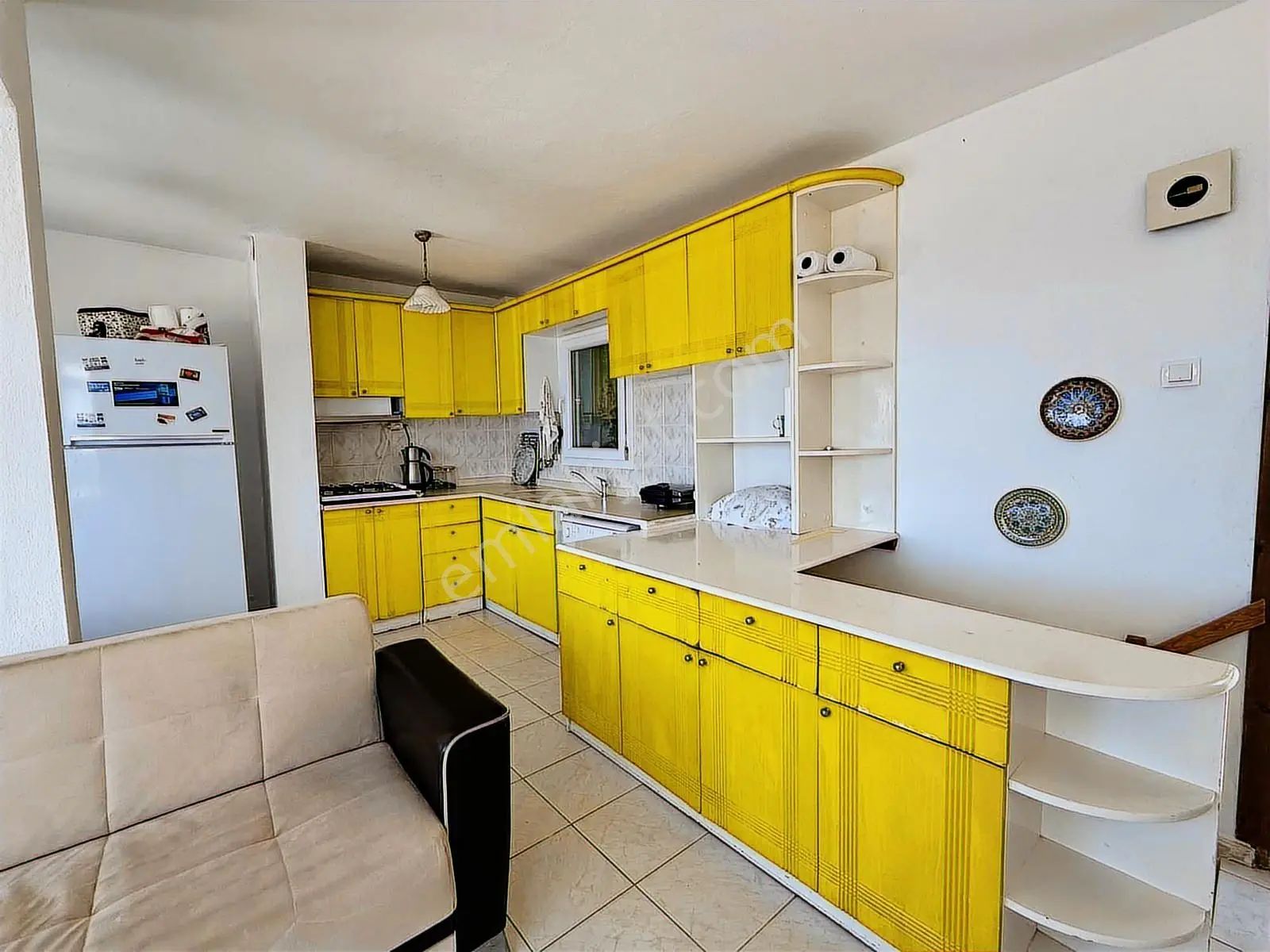 Akyarlar'da Plajlı Site Adalar Ve Deniz Manzaralı Bahçeli Villa - Görsel 21