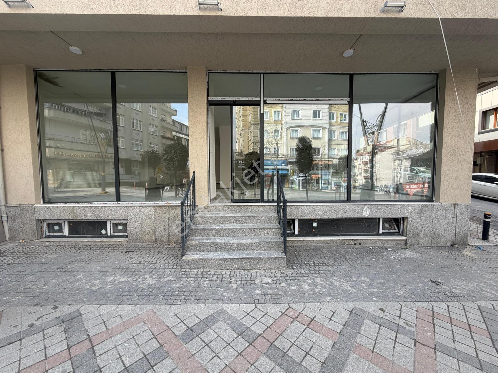 Torunlar'dan Kurumsala Kiralık Dükkan Yenimh Yürüyüş Yolu Cadde - Görsel 13